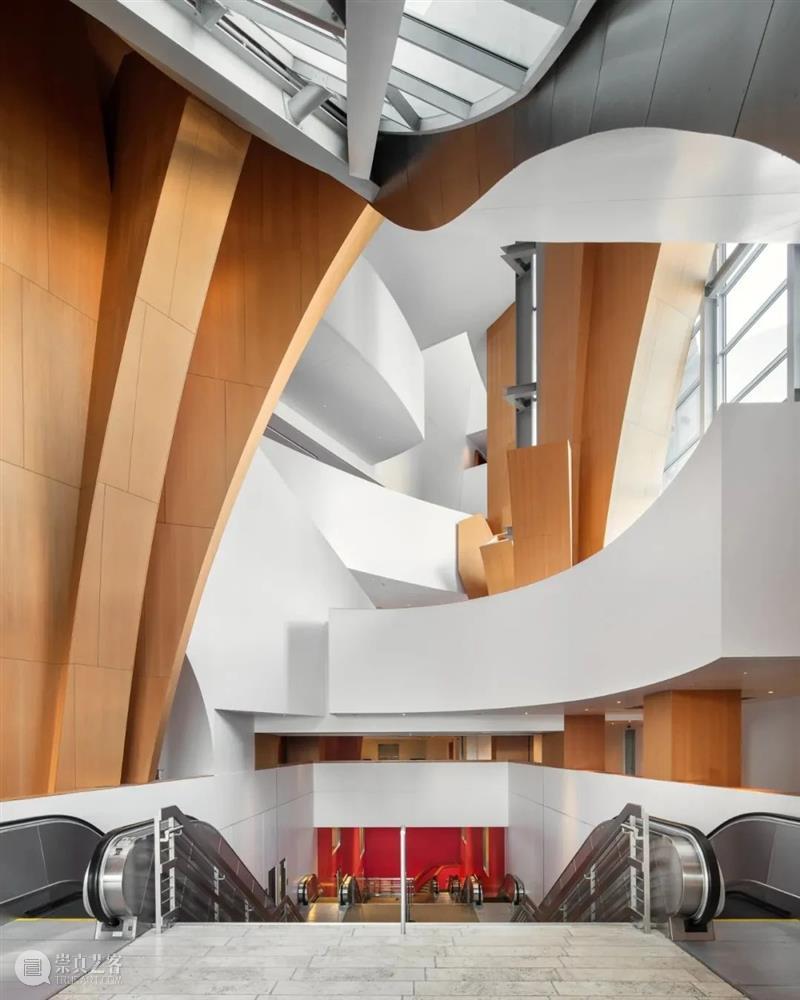 【IFA-艺术赏析】Frank Gehry|“魔法”建筑 田恬 建筑 艺术 IFA 世界上 垃圾 弗兰克 盖里 Gehry 加拿大 多伦多 崇真艺客